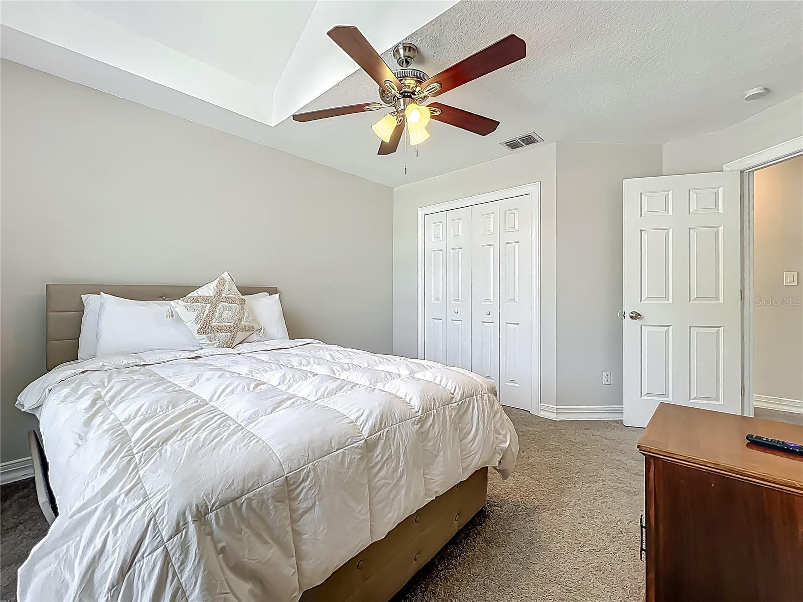 Image 30 of 47 For 119 Killington Way