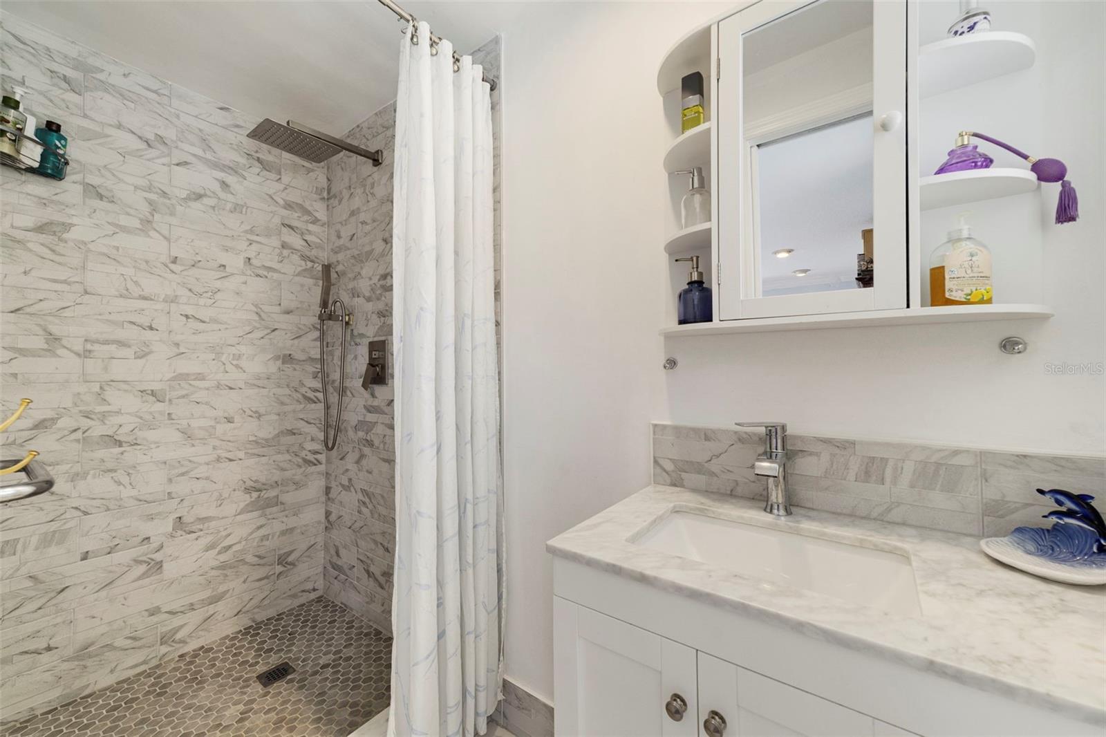 Image 37 of 52 For 515 Florida Street