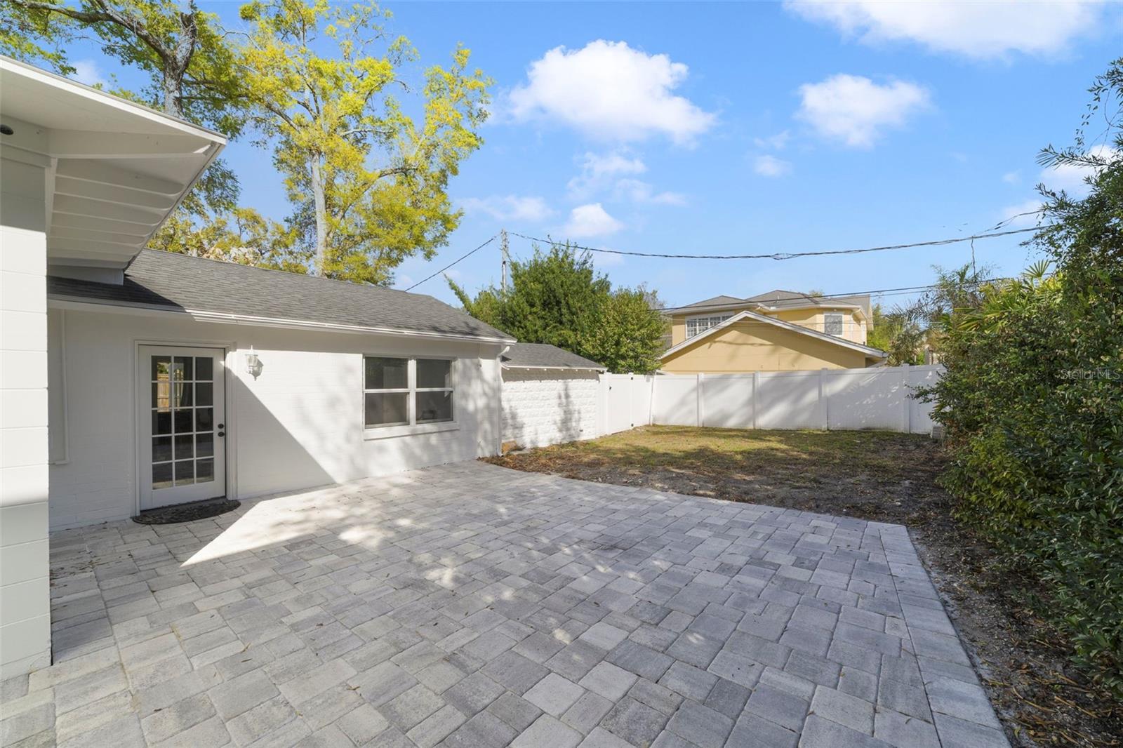 Image 7 of 52 For 515 Florida Street