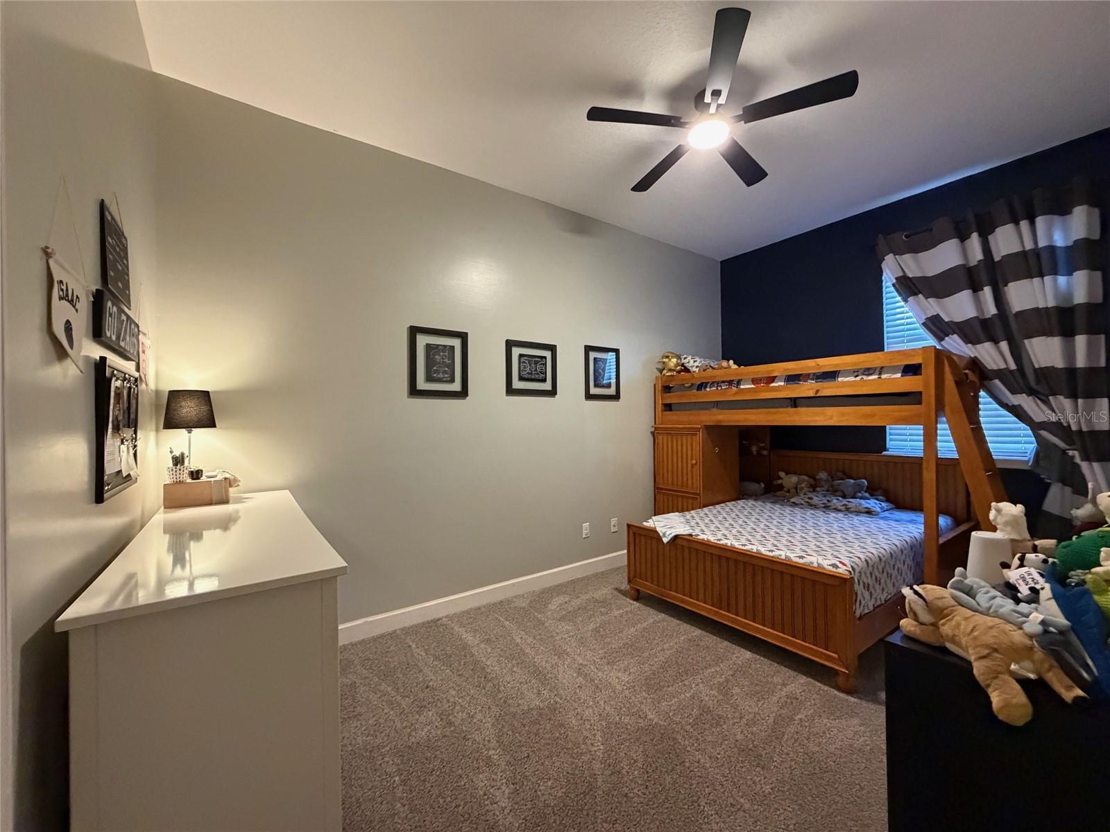 Image 35 of 52 For 1527 Dess Drive