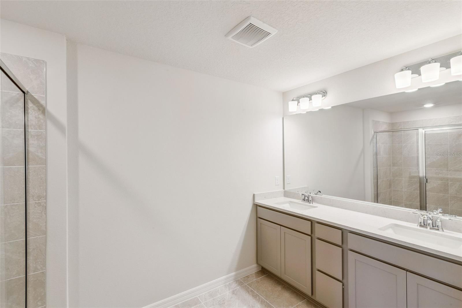 Image 16 of 20 For 115 Ivy Edge Lane