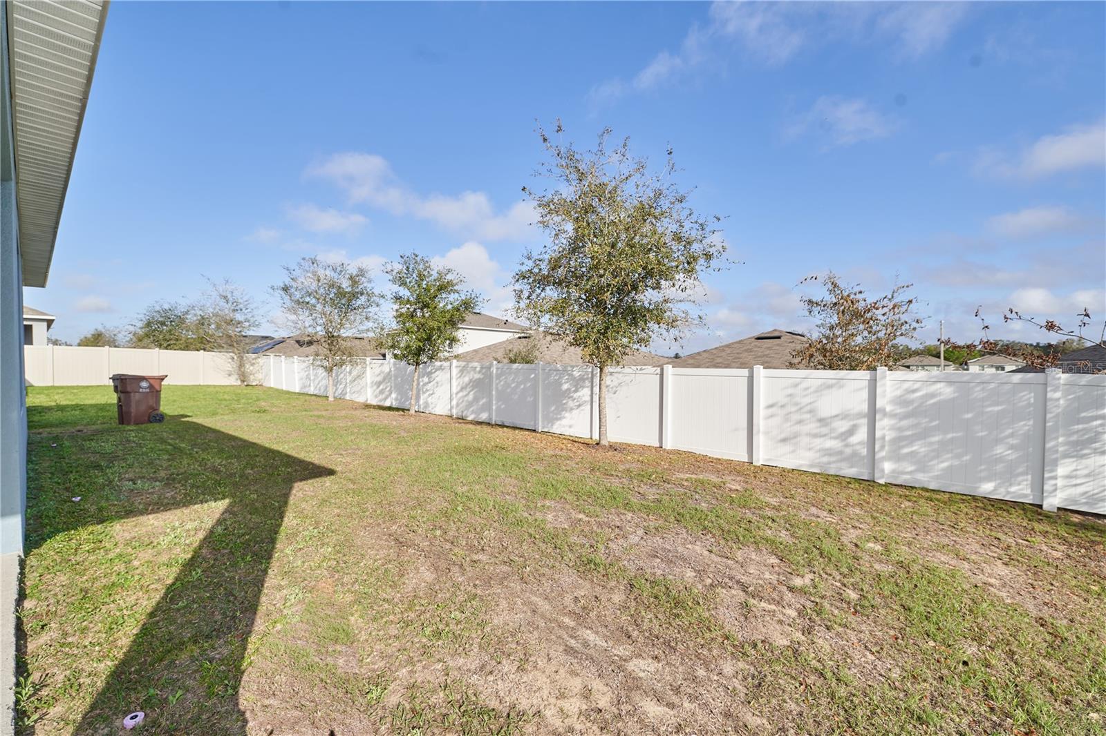 Image 22 of 55 For 576 Boardwalk Avenue