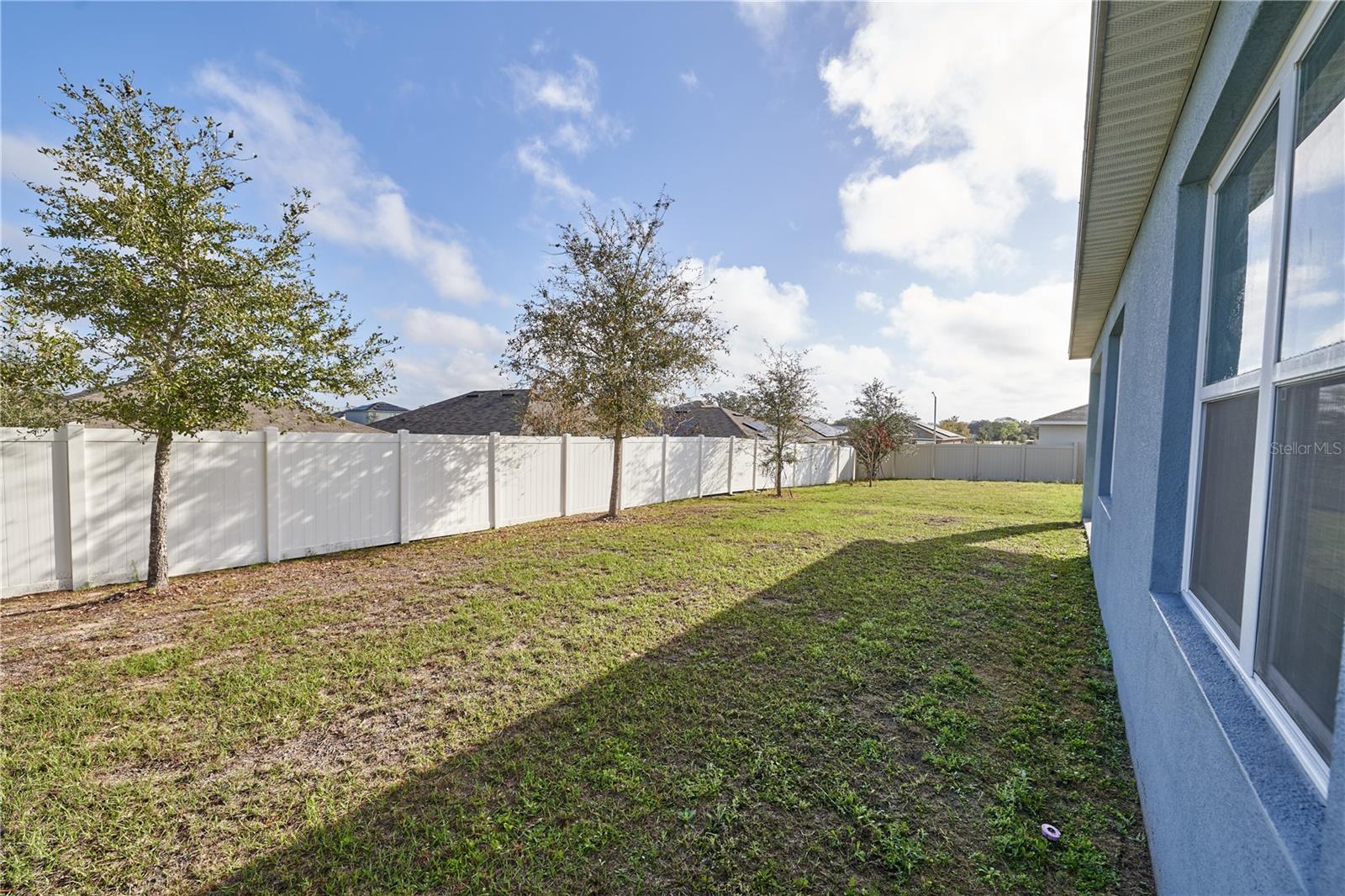 Image 23 of 55 For 576 Boardwalk Avenue