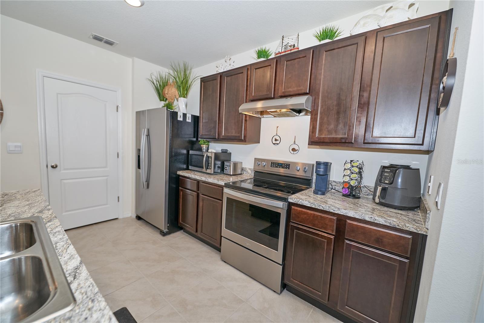 Image 45 of 55 For 576 Boardwalk Avenue