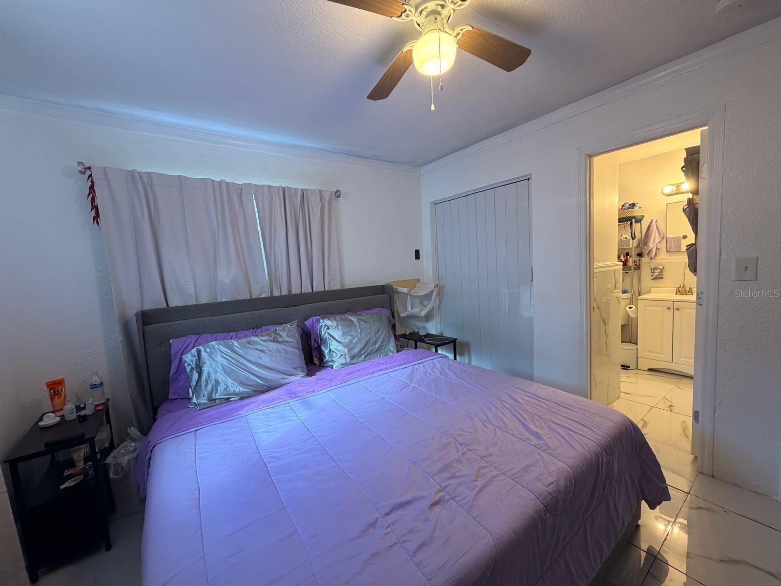 Image 14 of 27 For 1039 25th Street A