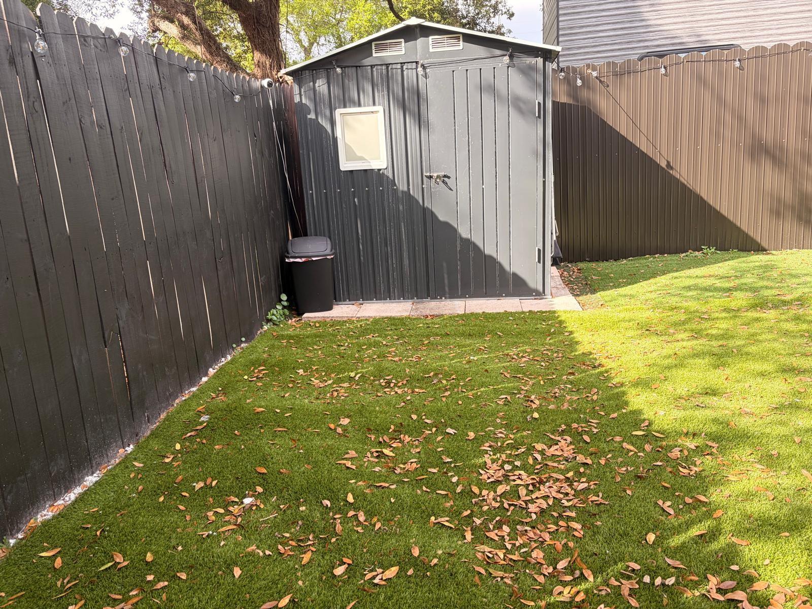 Image 17 of 27 For 1039 25th Street A