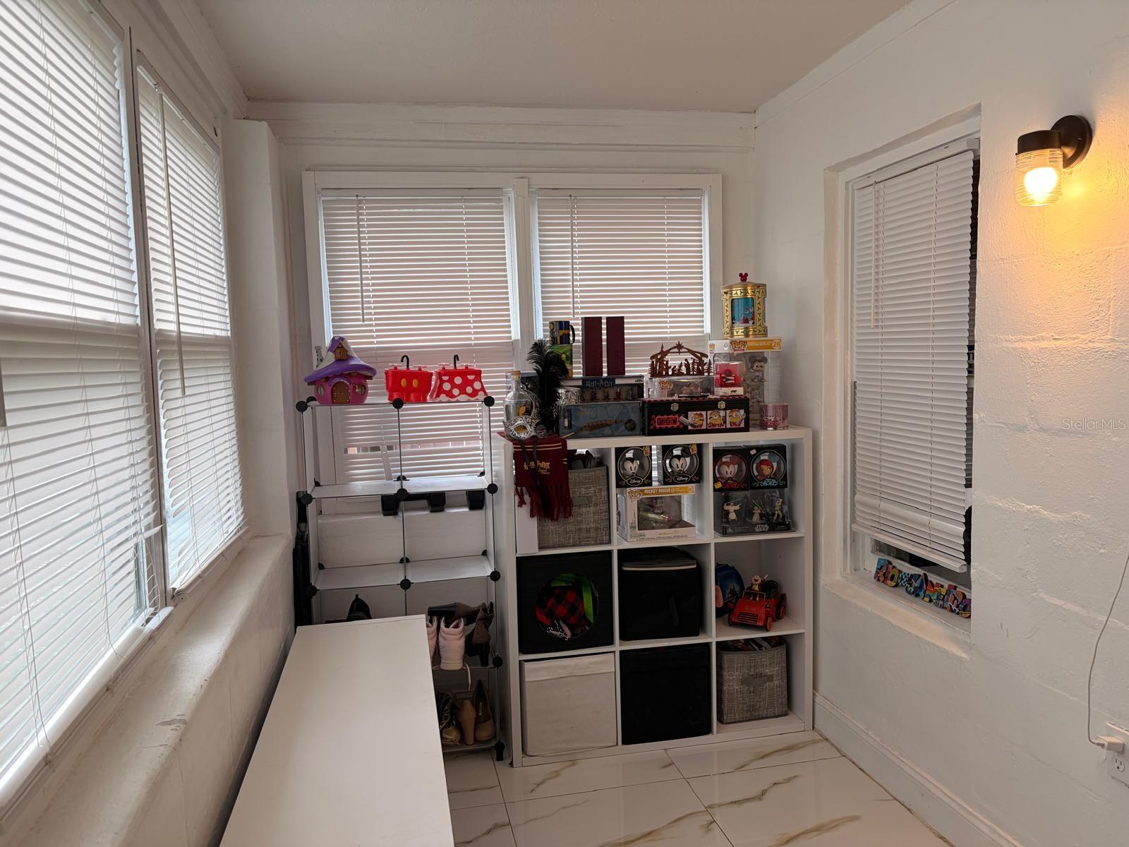 Image 4 of 27 For 1039 25th Street A