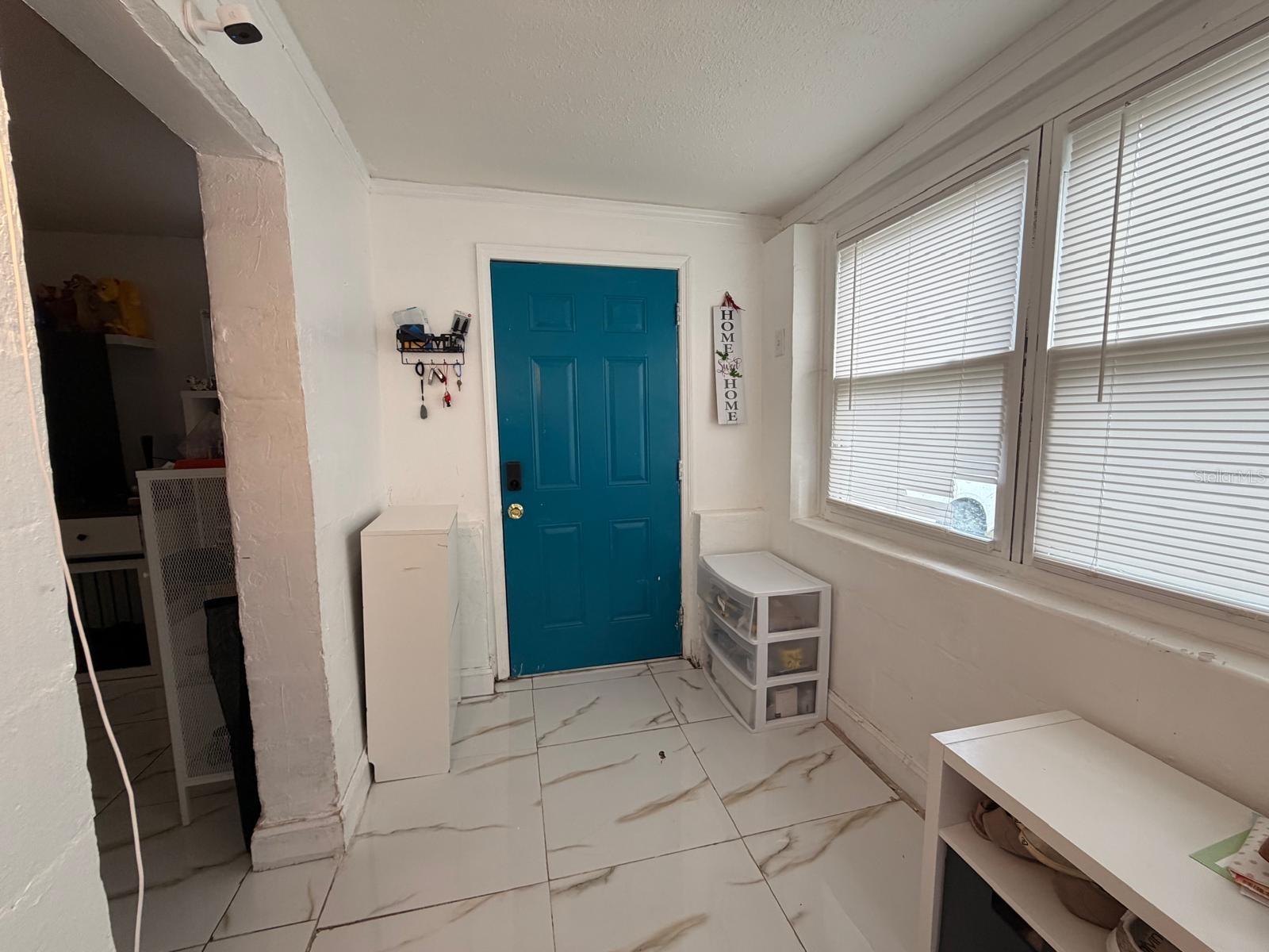 Image 5 of 27 For 1039 25th Street A