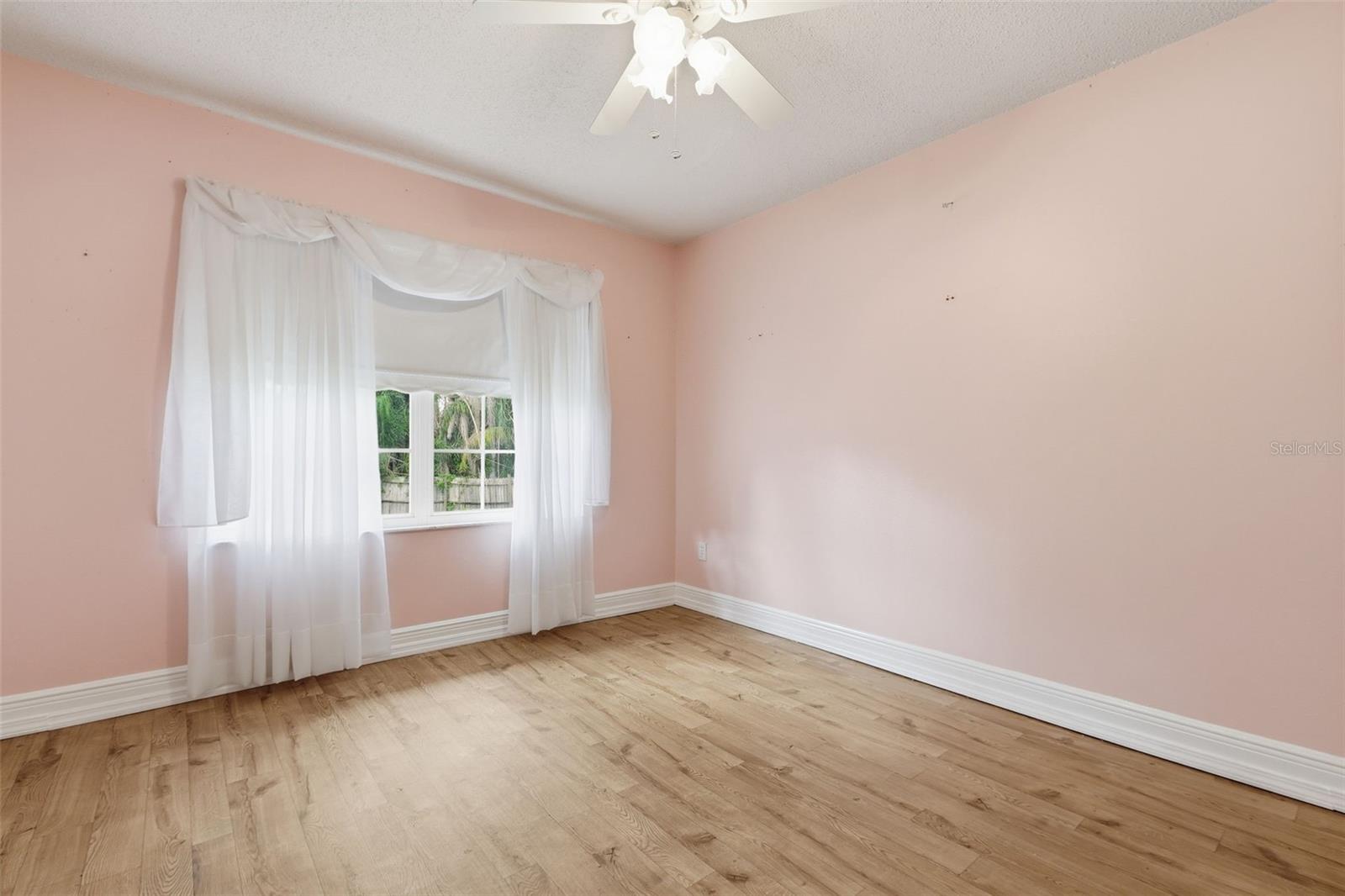 Listing photo id 18 for 1224 Log Landing Drive