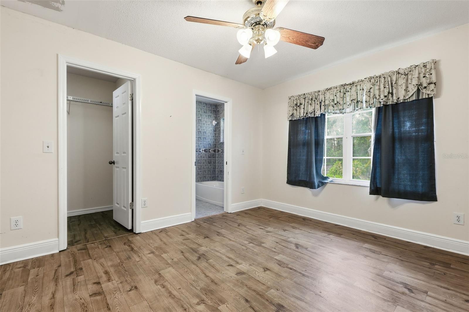 Listing photo id 20 for 1224 Log Landing Drive