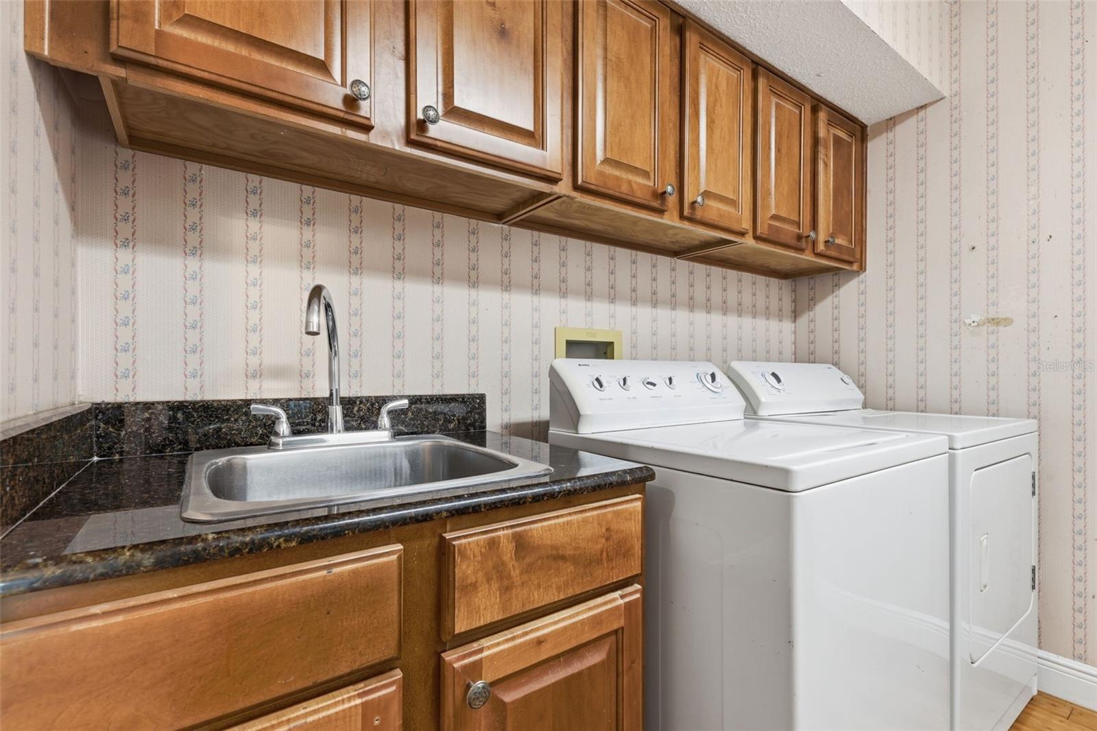 Listing photo id 23 for 1224 Log Landing Drive