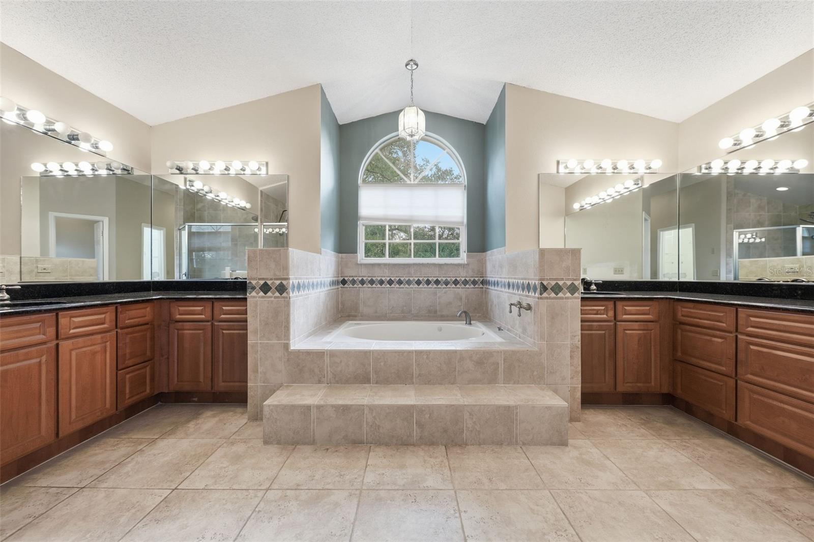 Listing photo id 26 for 1224 Log Landing Drive