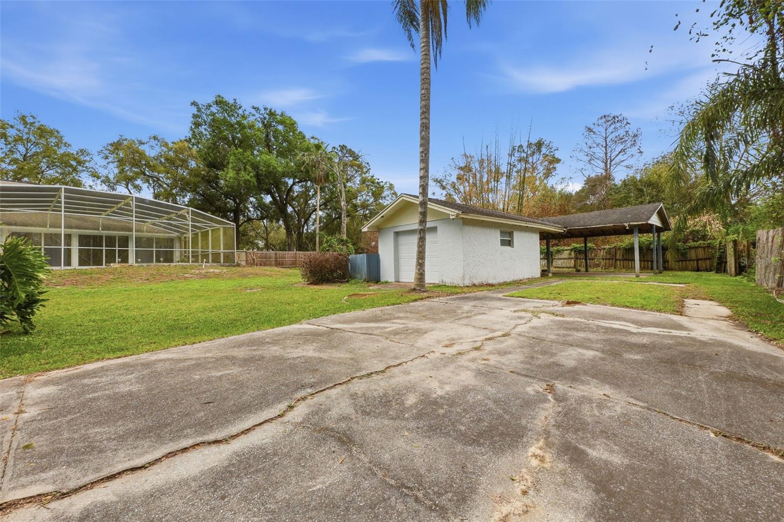 Listing photo id 41 for 1224 Log Landing Drive