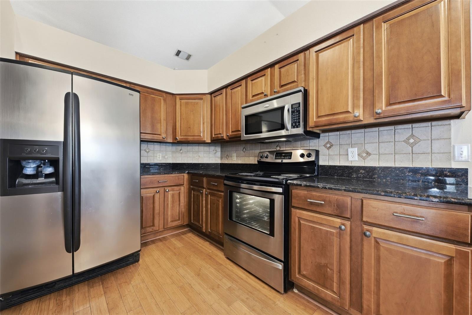 Listing photo id 3 for 1224 Log Landing Drive