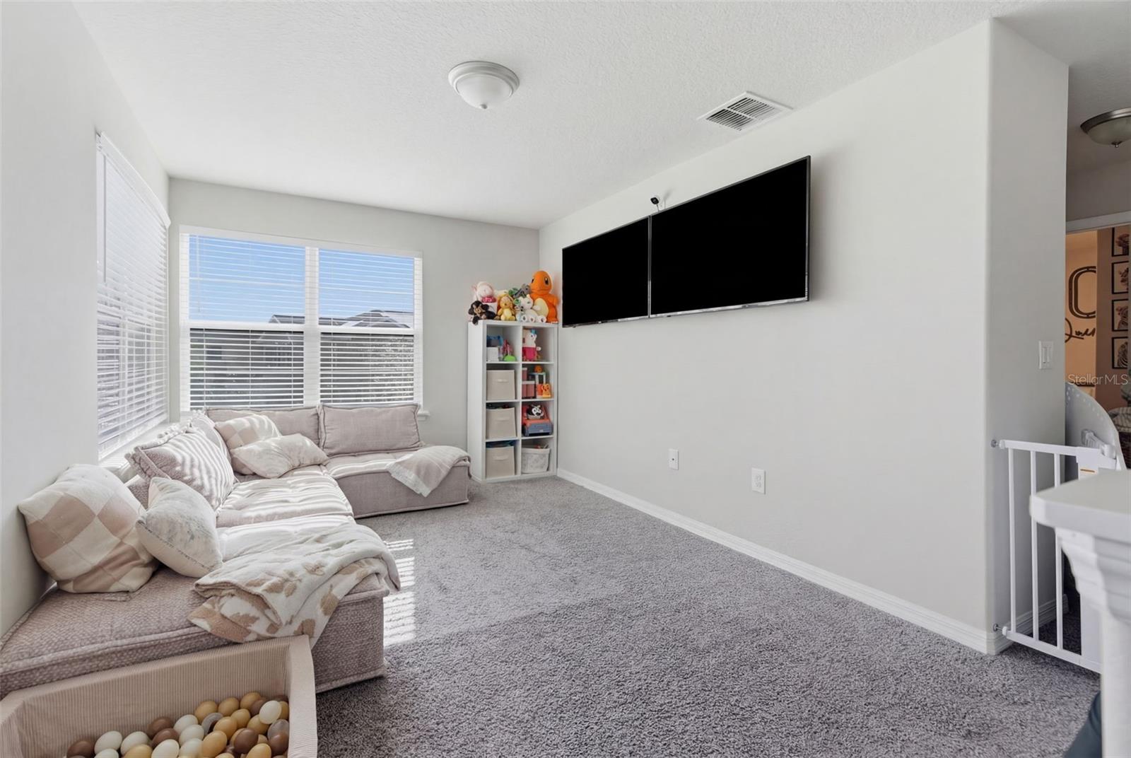 Image 23 of 39 For 2584 Nouveau Way