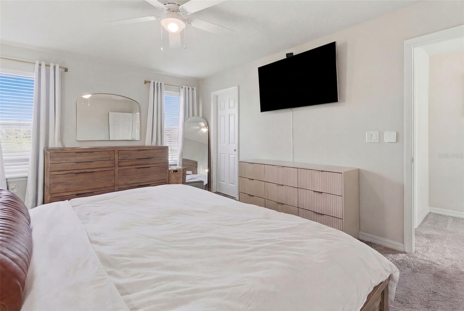 Image 27 of 39 For 2584 Nouveau Way