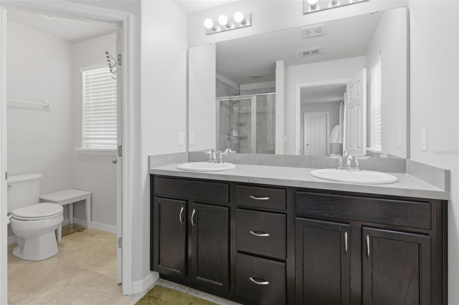 Image 28 of 39 For 2584 Nouveau Way