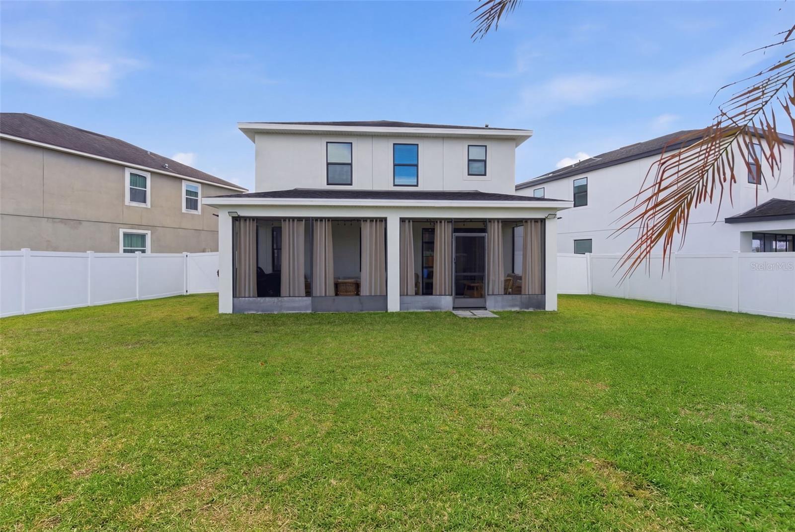 Image 33 of 39 For 2584 Nouveau Way