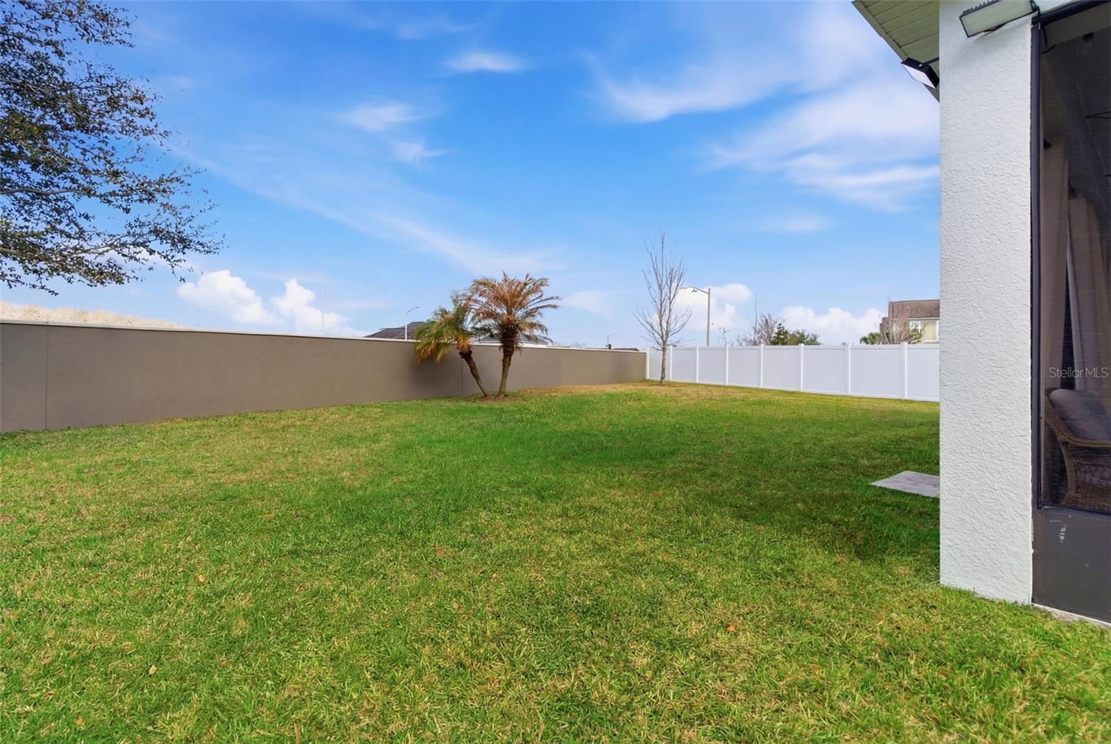 Image 34 of 39 For 2584 Nouveau Way