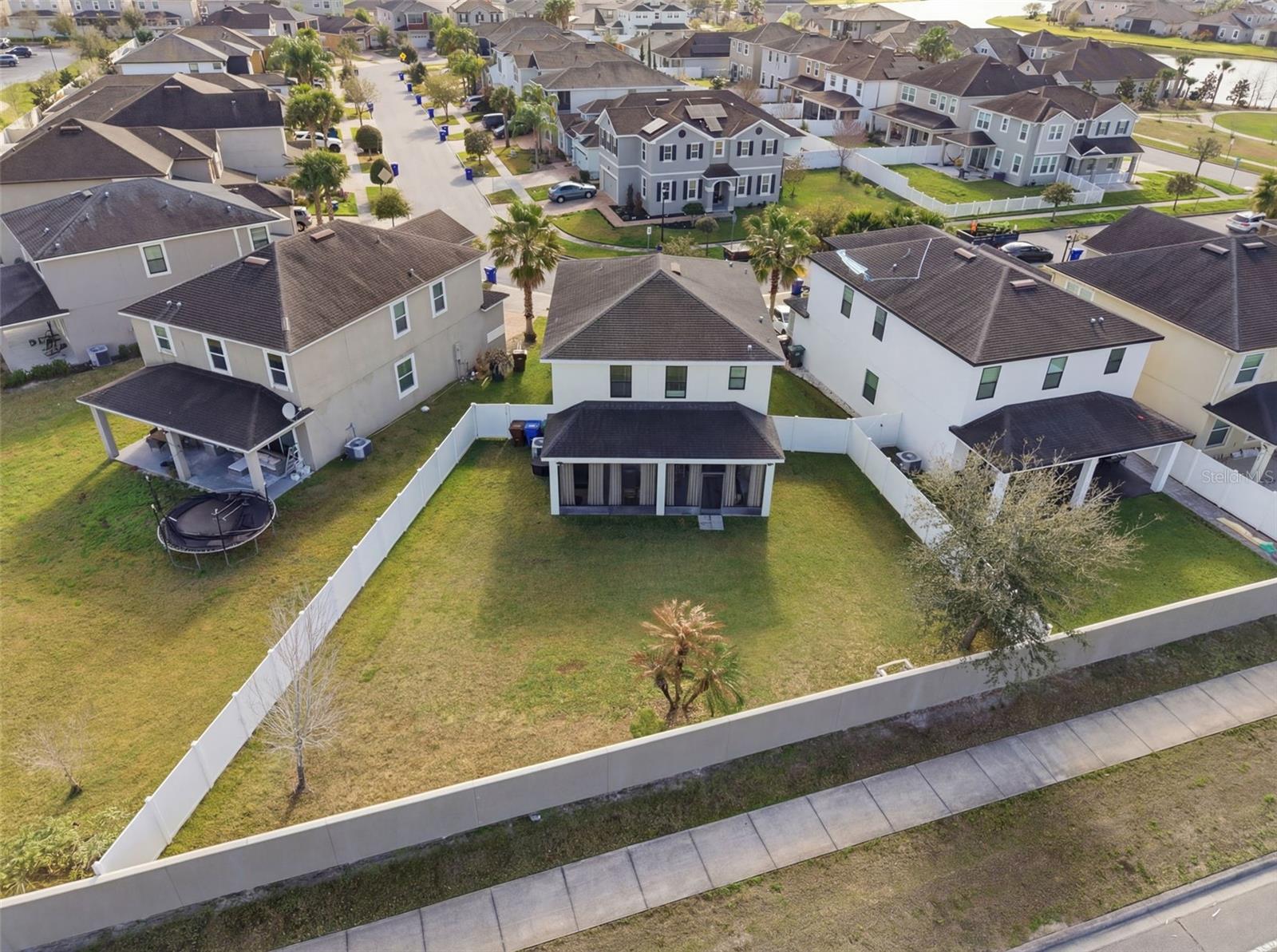 Image 36 of 39 For 2584 Nouveau Way