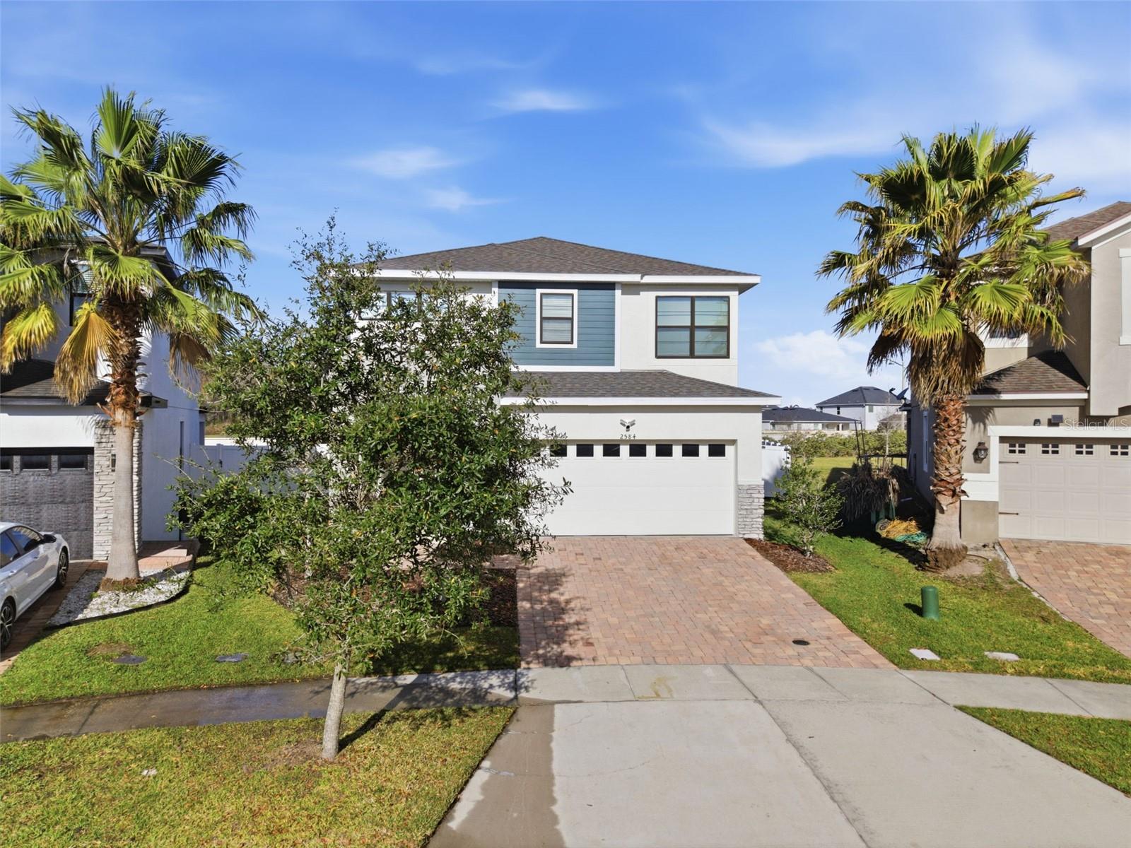 Image 4 of 39 For 2584 Nouveau Way