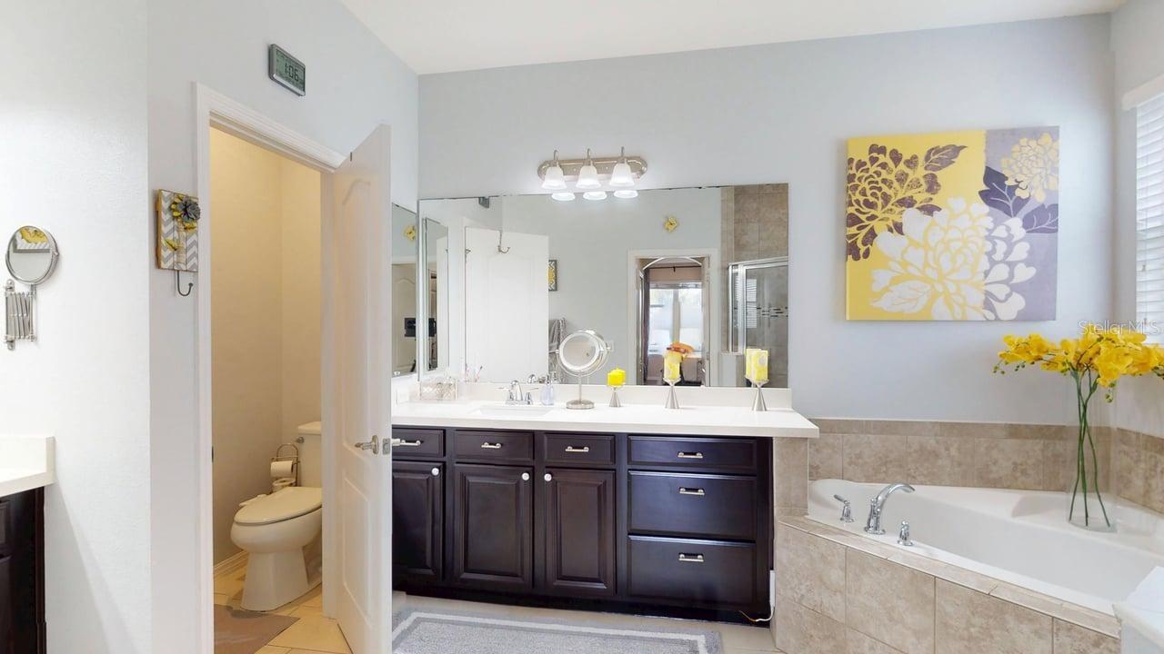 Image 7 of 61 For 2127 Plantation Oak Drive