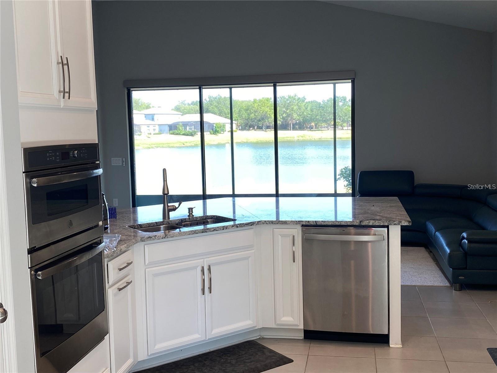 Image 4 of 47 For 3958 Carrick Bend Drive