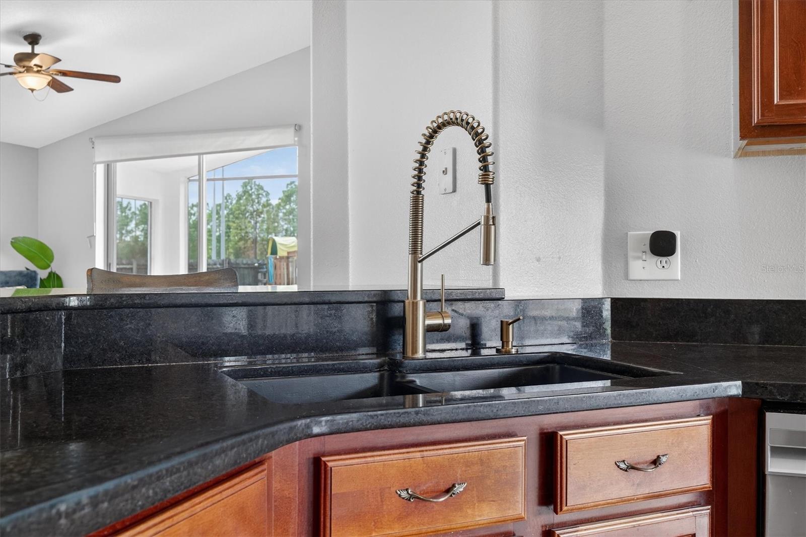 Image 20 of 52 For 19500 Glen Elm Way