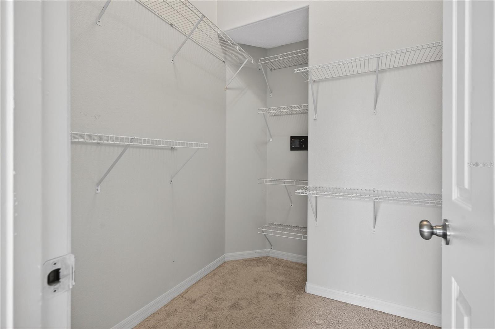 Image 28 of 52 For 19500 Glen Elm Way