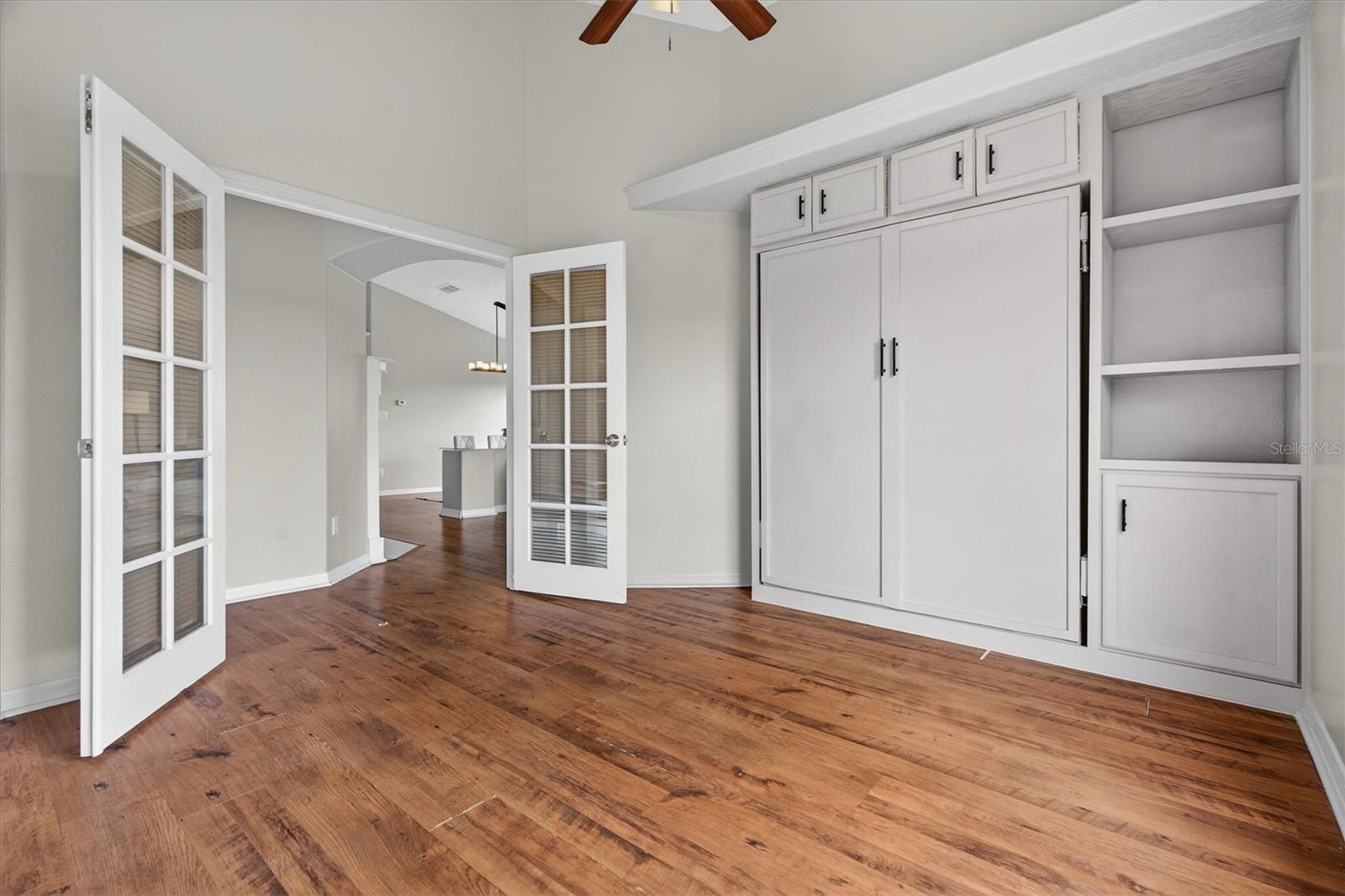 Image 34 of 52 For 19500 Glen Elm Way