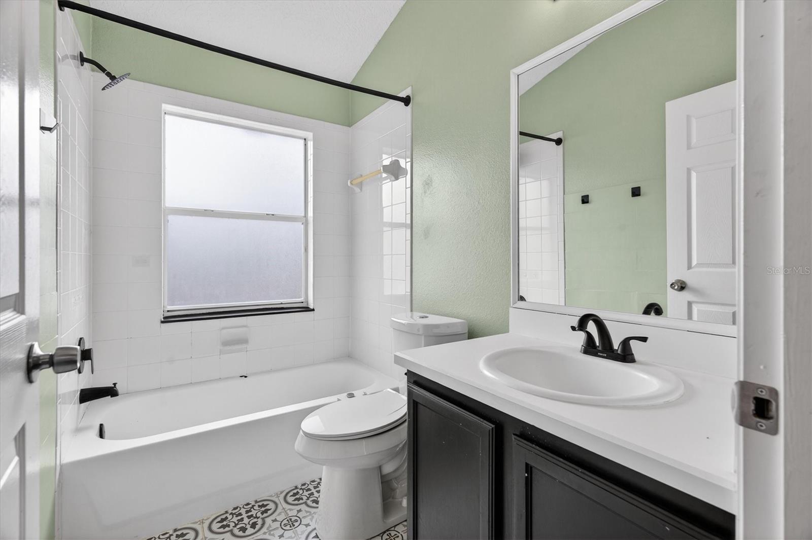 Image 35 of 52 For 19500 Glen Elm Way