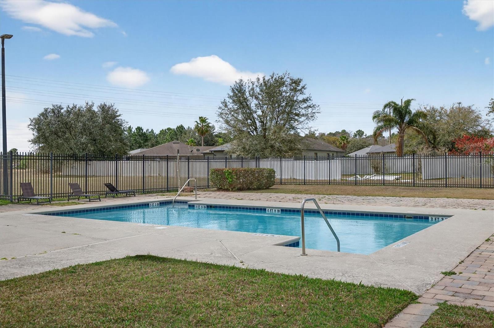 Image 37 of 52 For 19500 Glen Elm Way