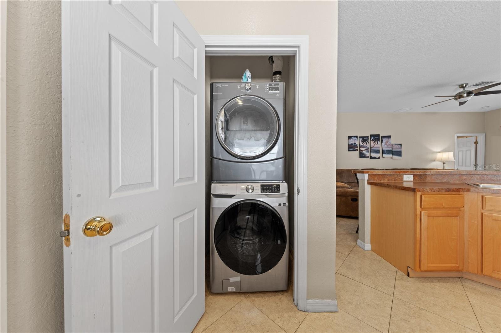 Image 22 of 54 For 345 Summer Place Loop