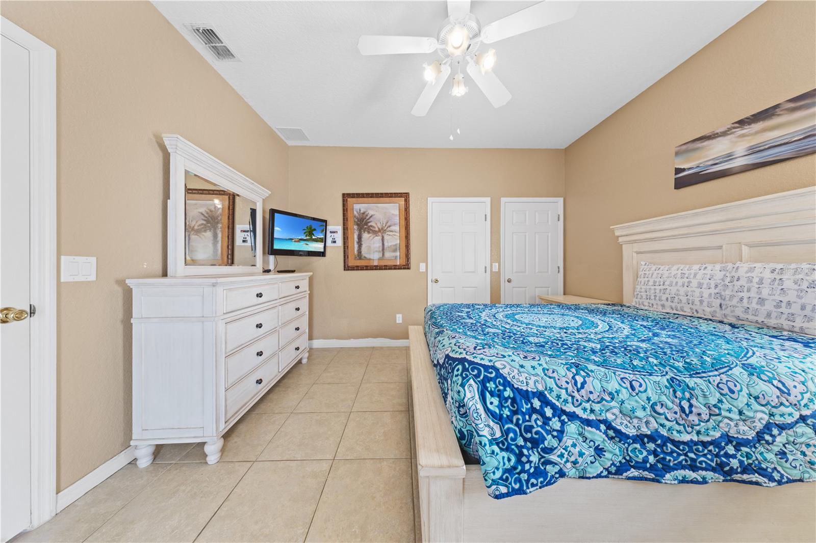 Image 40 of 54 For 345 Summer Place Loop