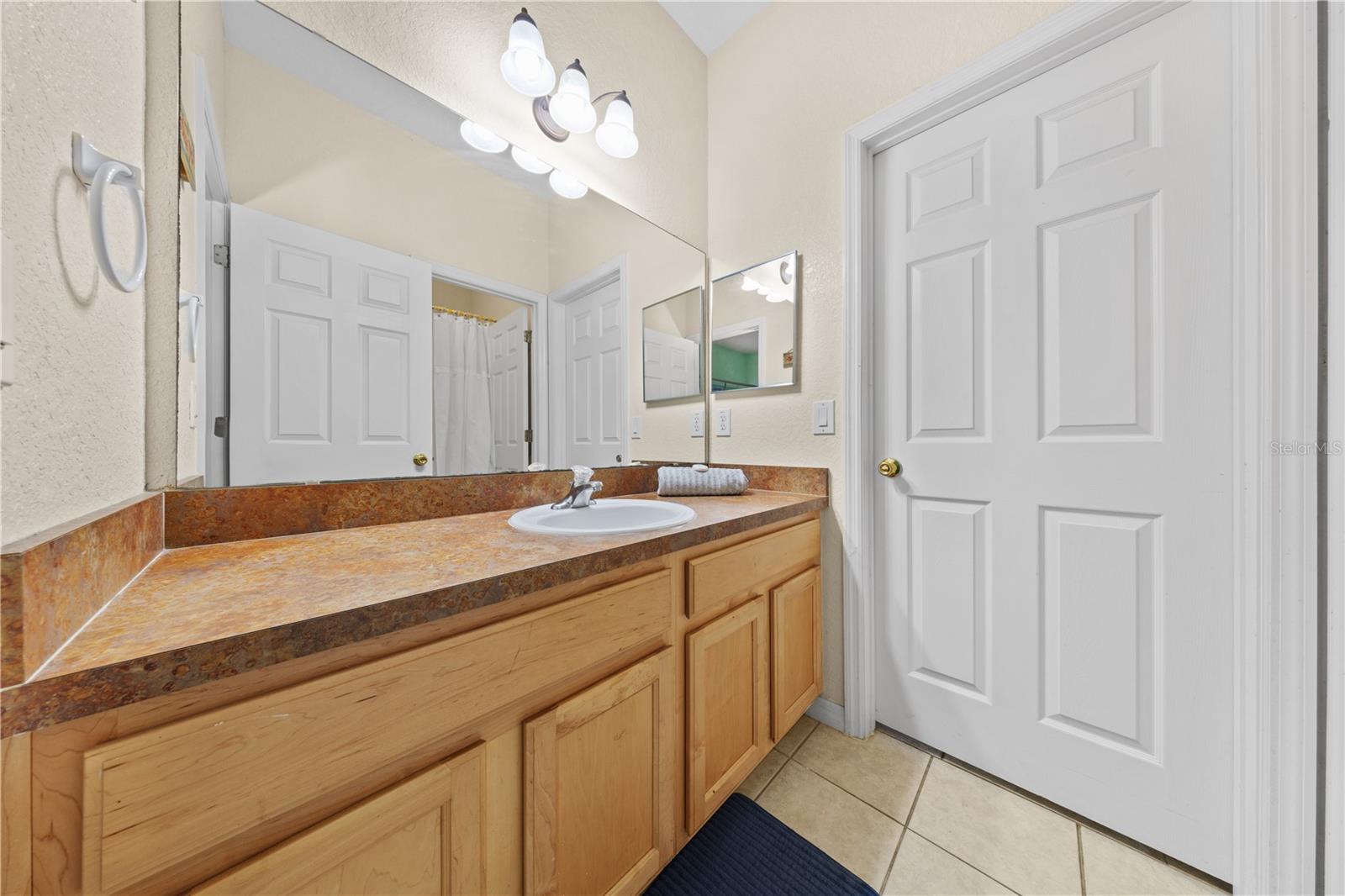 Image 47 of 54 For 345 Summer Place Loop