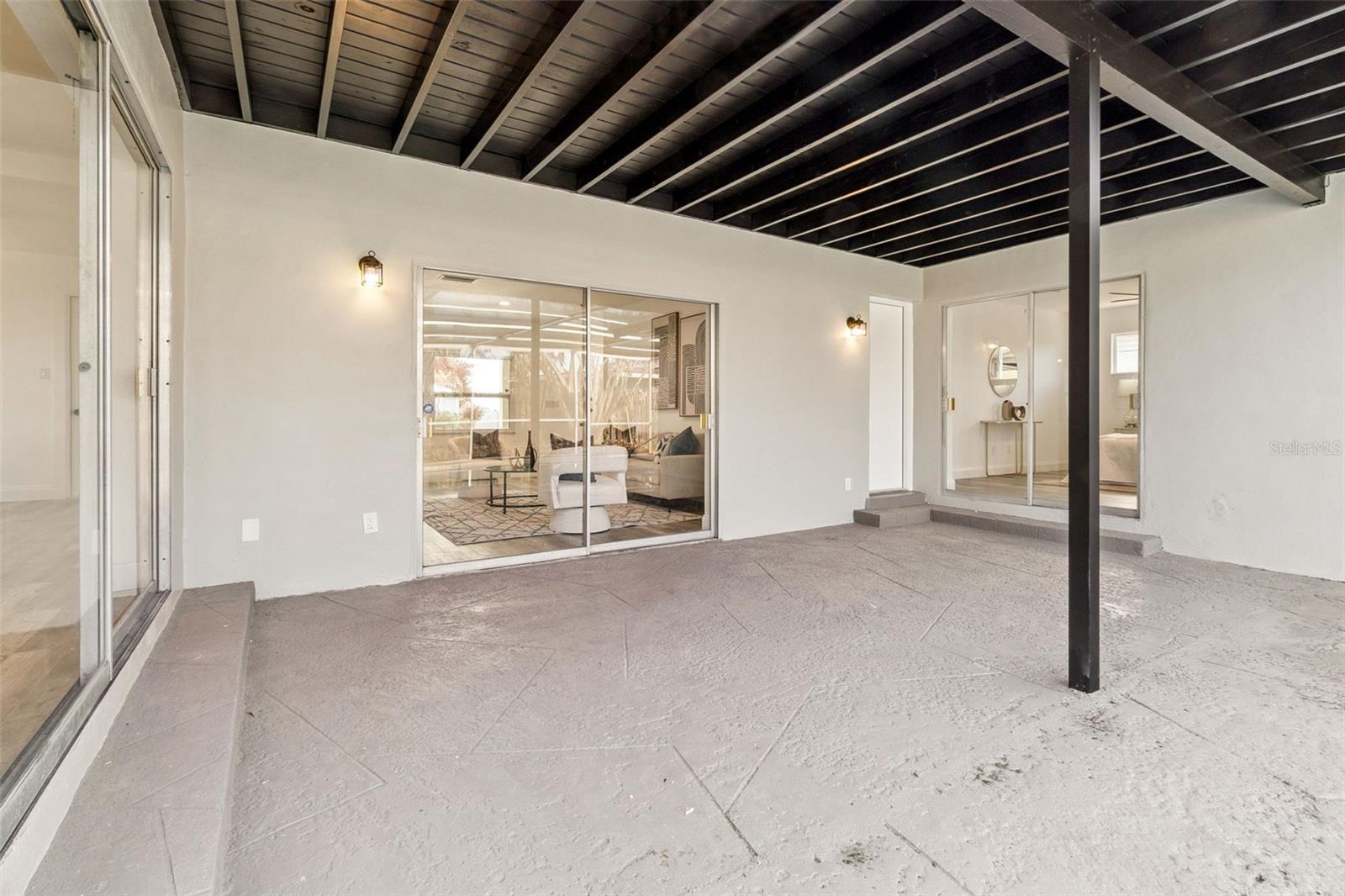 Image 16 of 23 For 466 Gateway Drive