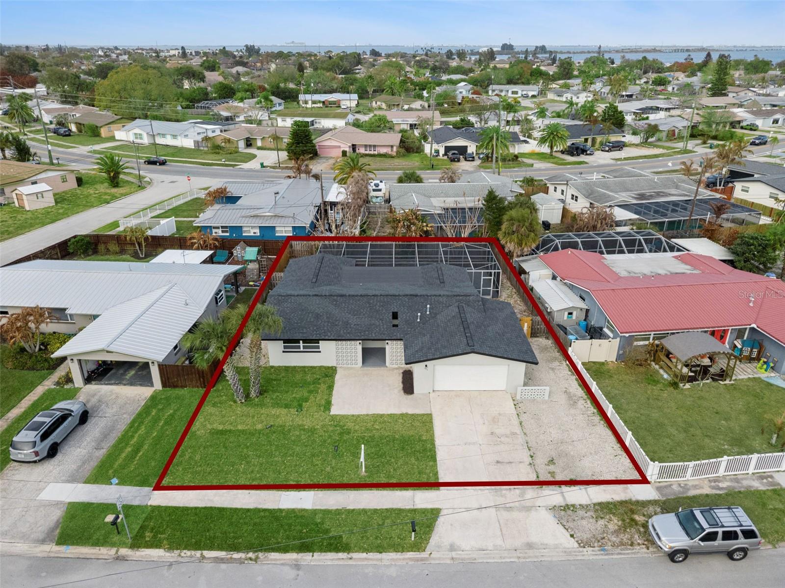 Image 21 of 23 For 466 Gateway Drive