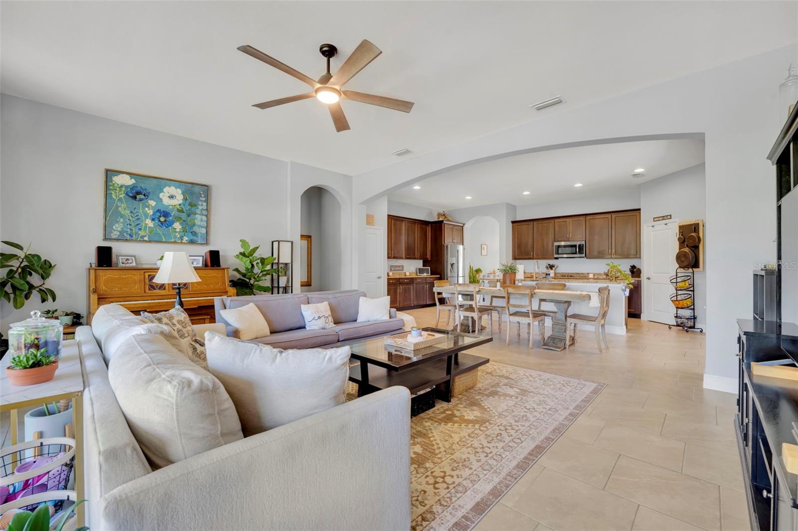 Image 14 of 51 For 32049 Stone Meadow Court