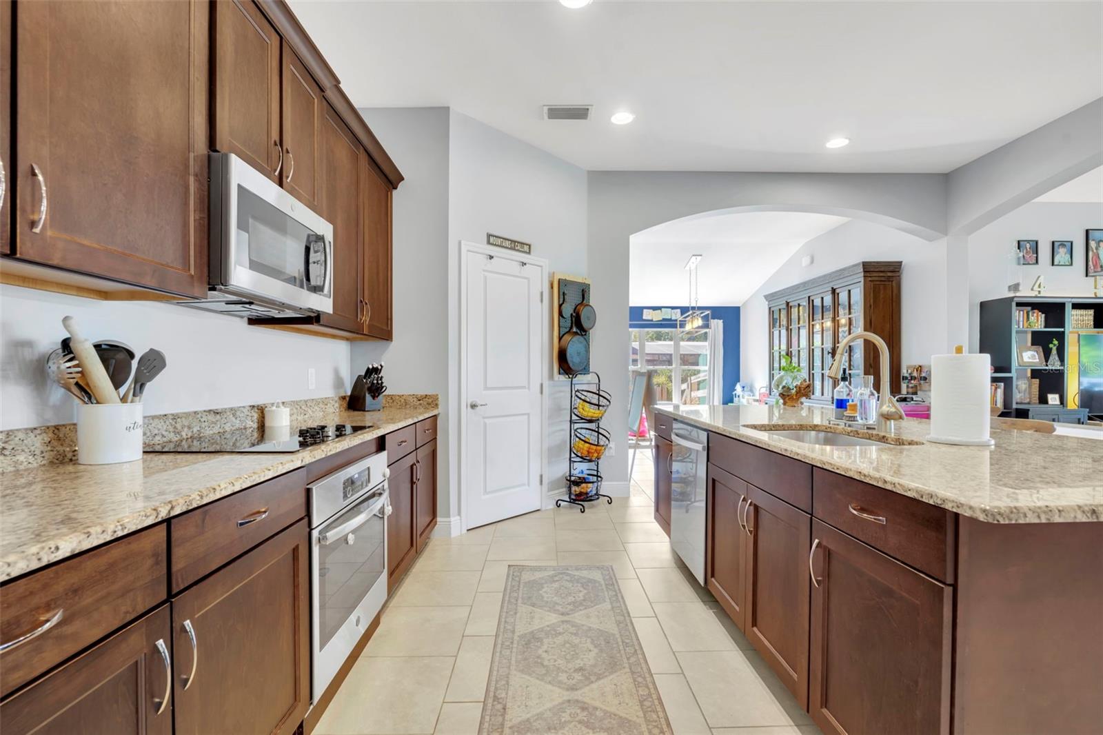 Image 22 of 51 For 32049 Stone Meadow Court