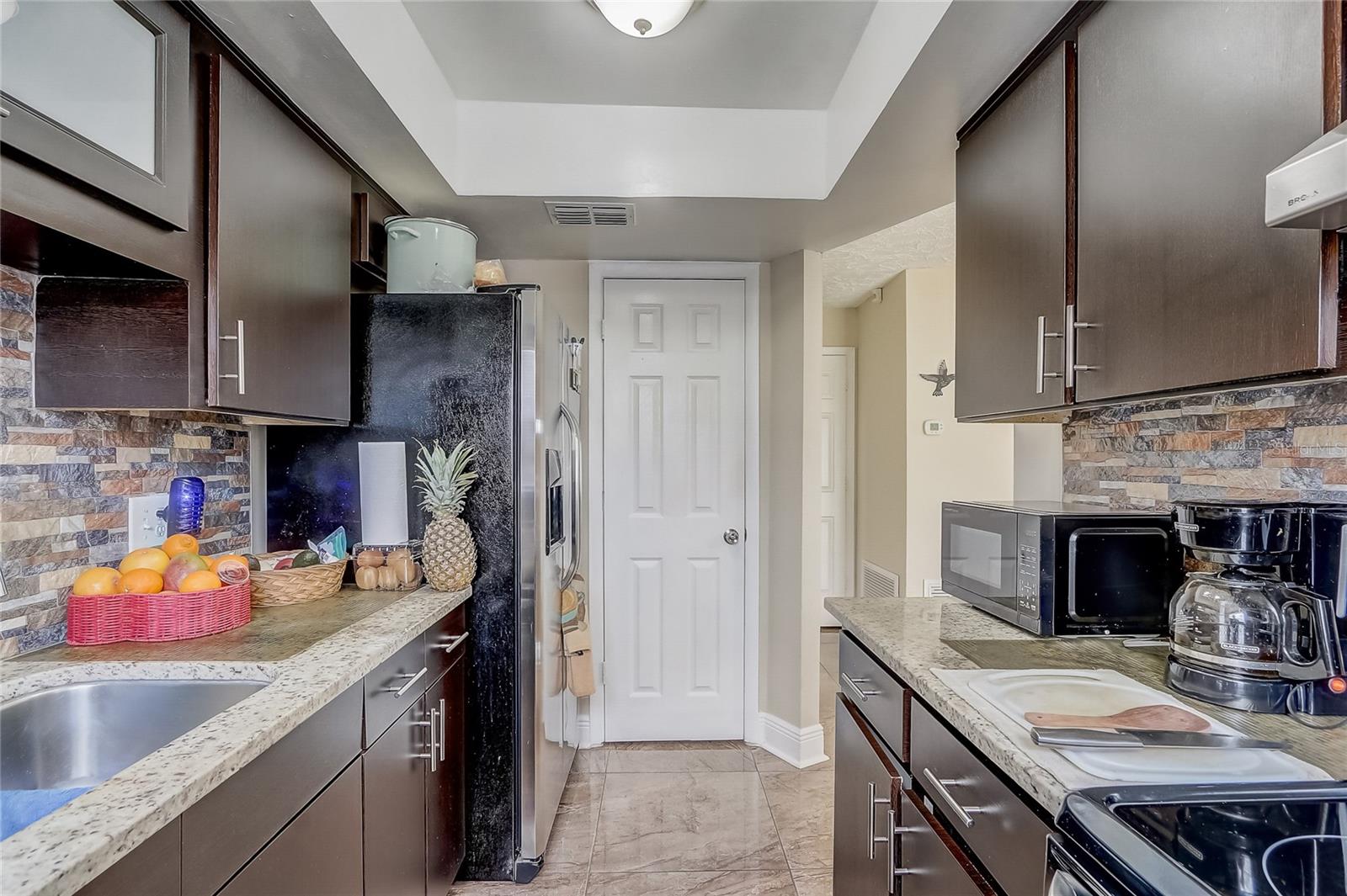 Image 15 of 30 For 1350 Rocky Road