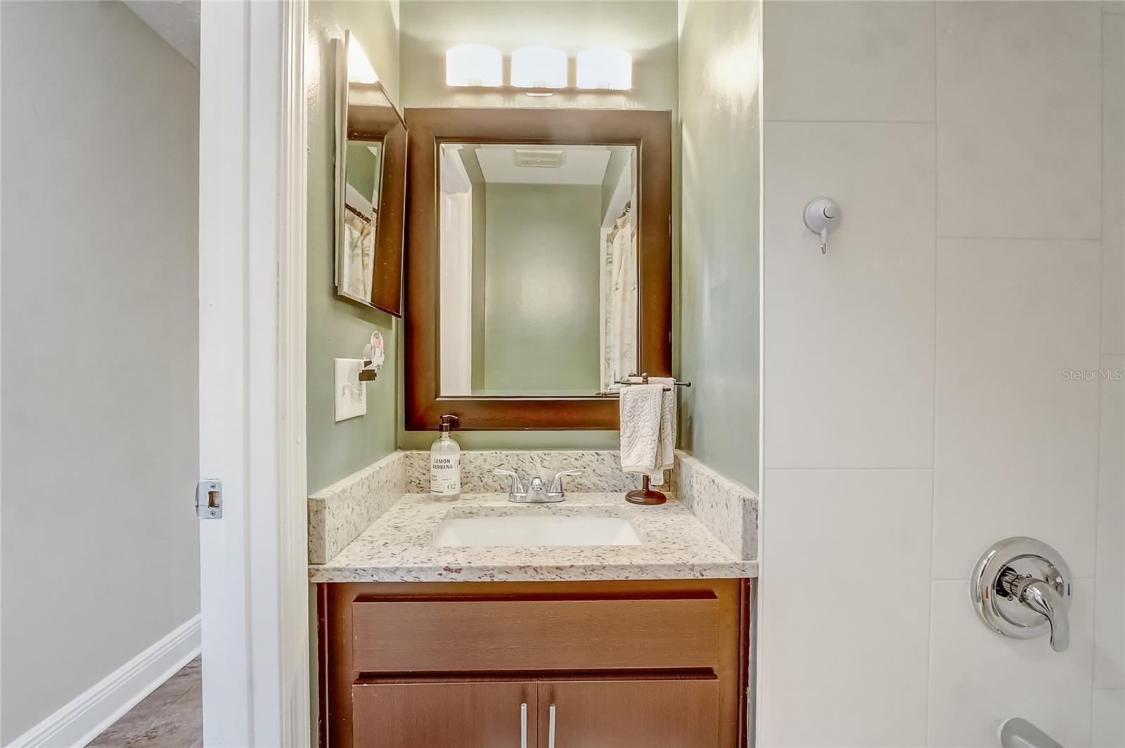 Image 19 of 30 For 1350 Rocky Road