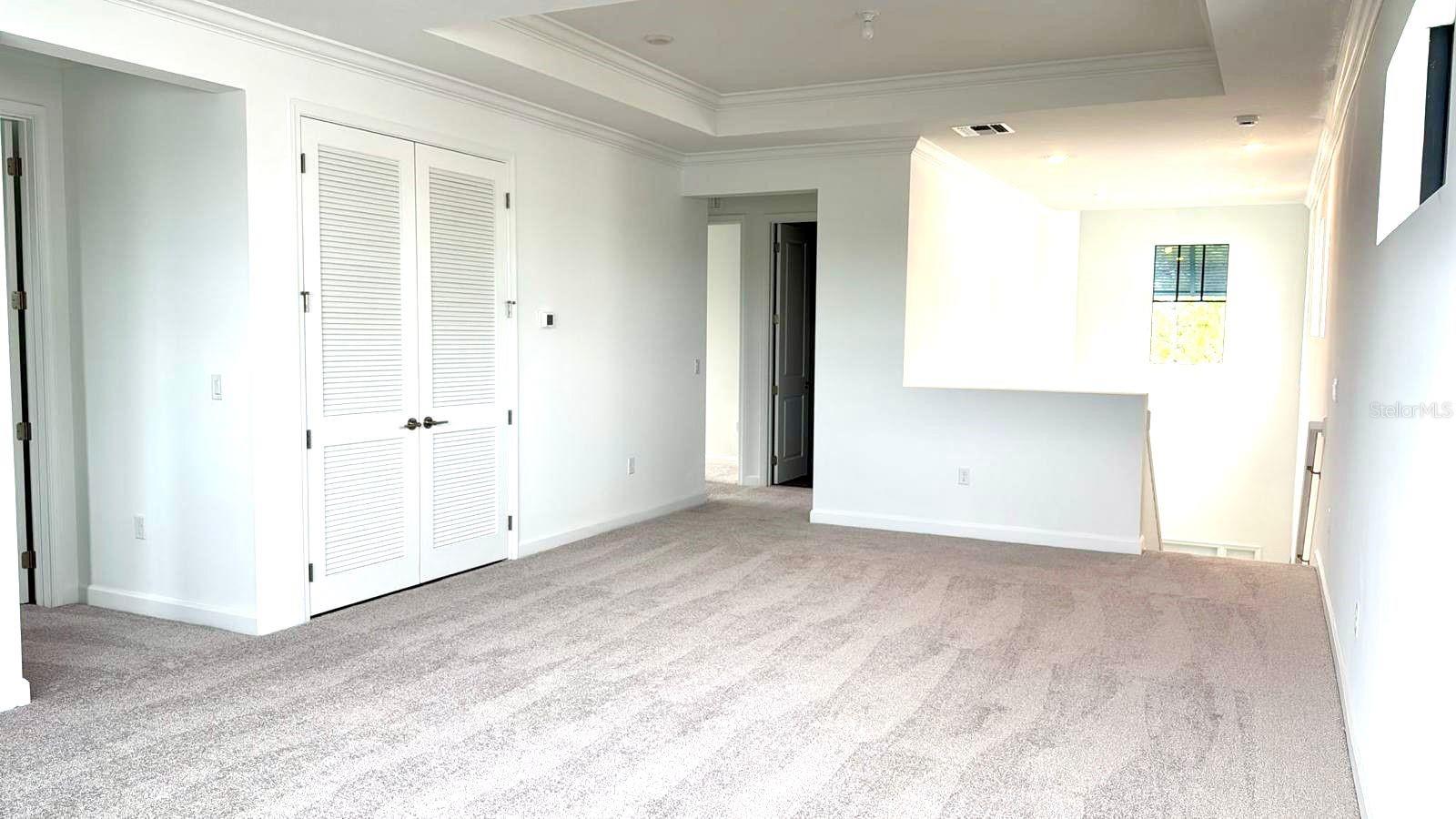 Image 8 of 15 For 217 Fascino Circle