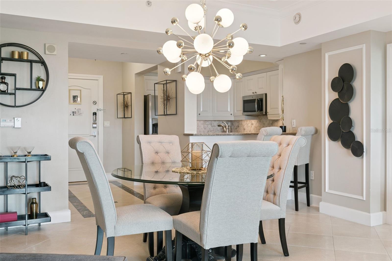 Image 12 of 34 For 7593 Gathering Drive 401