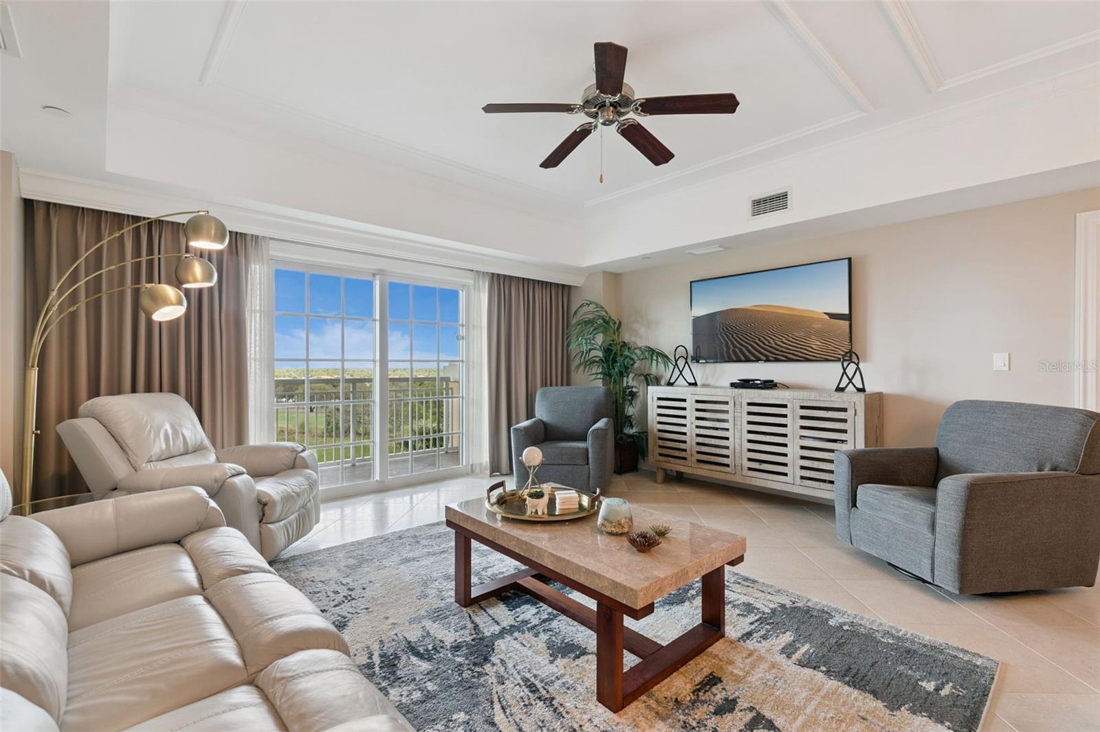 Image 16 of 34 For 7593 Gathering Drive 401