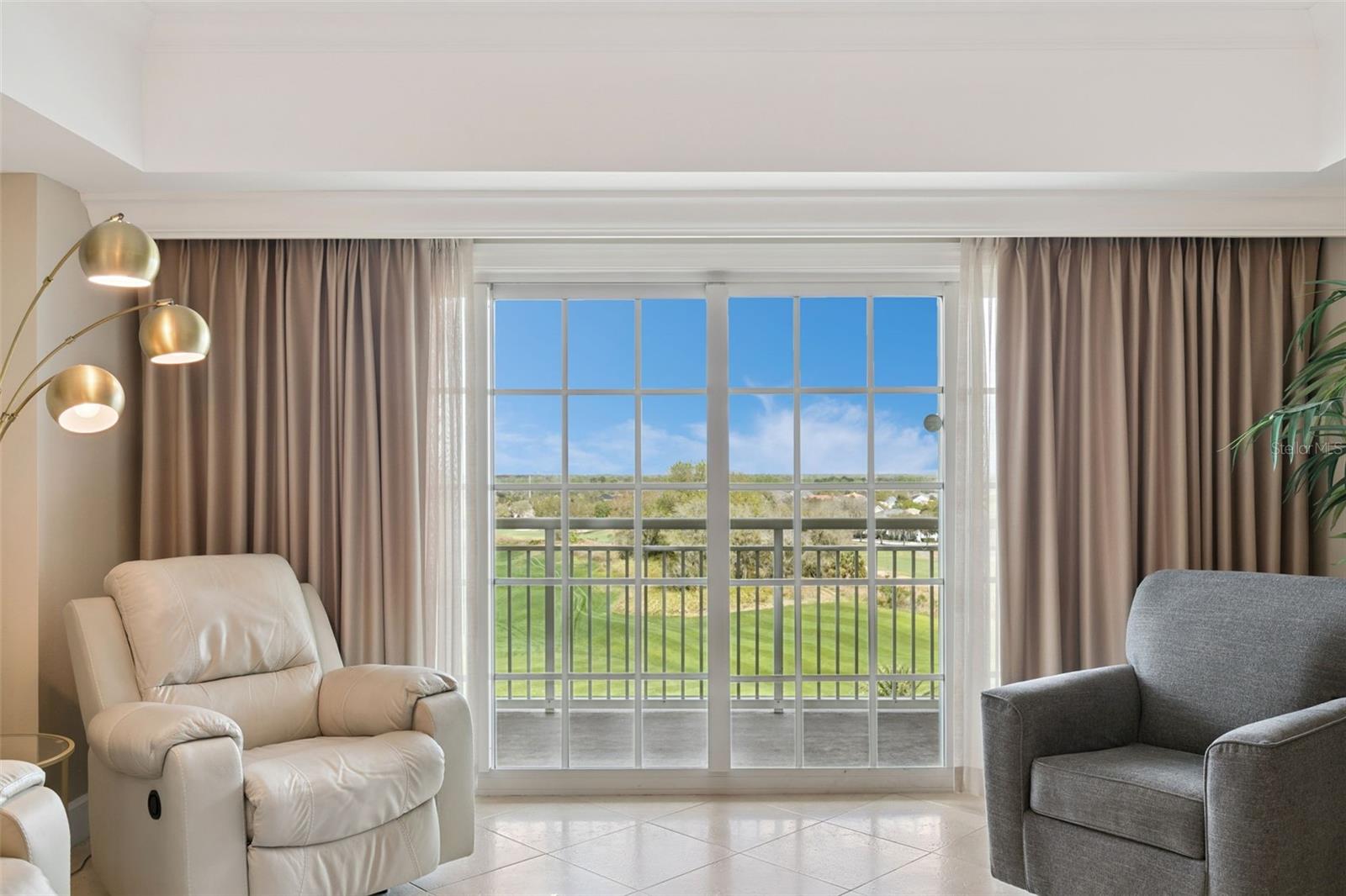 Image 18 of 34 For 7593 Gathering Drive 401