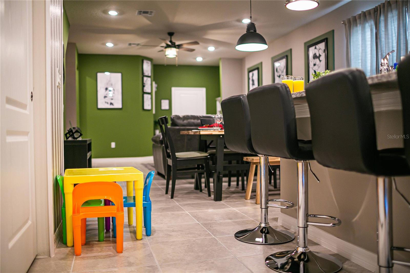 Image 16 of 98 For 7336 Oakmoss Loop