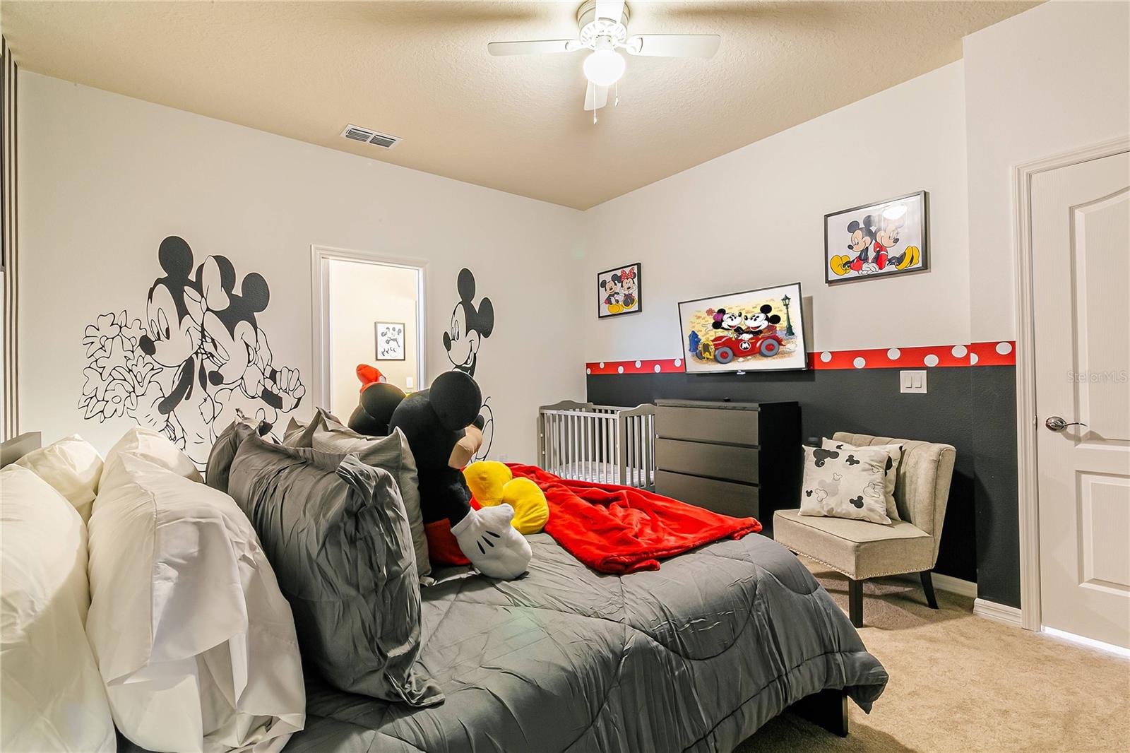 Image 22 of 98 For 7336 Oakmoss Loop