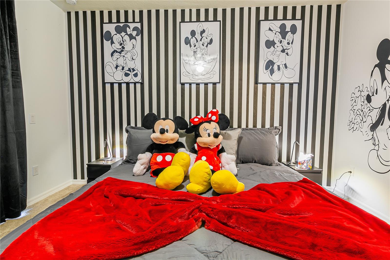 Image 3 of 98 For 7336 Oakmoss Loop