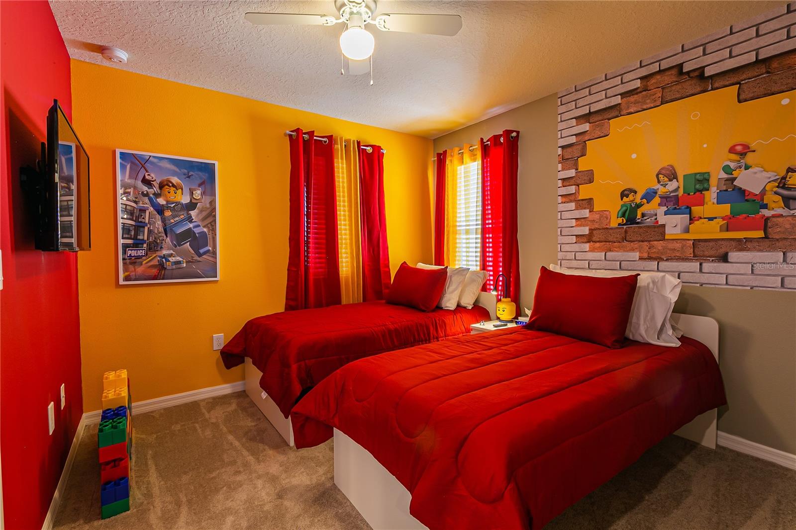 Image 37 of 98 For 7336 Oakmoss Loop