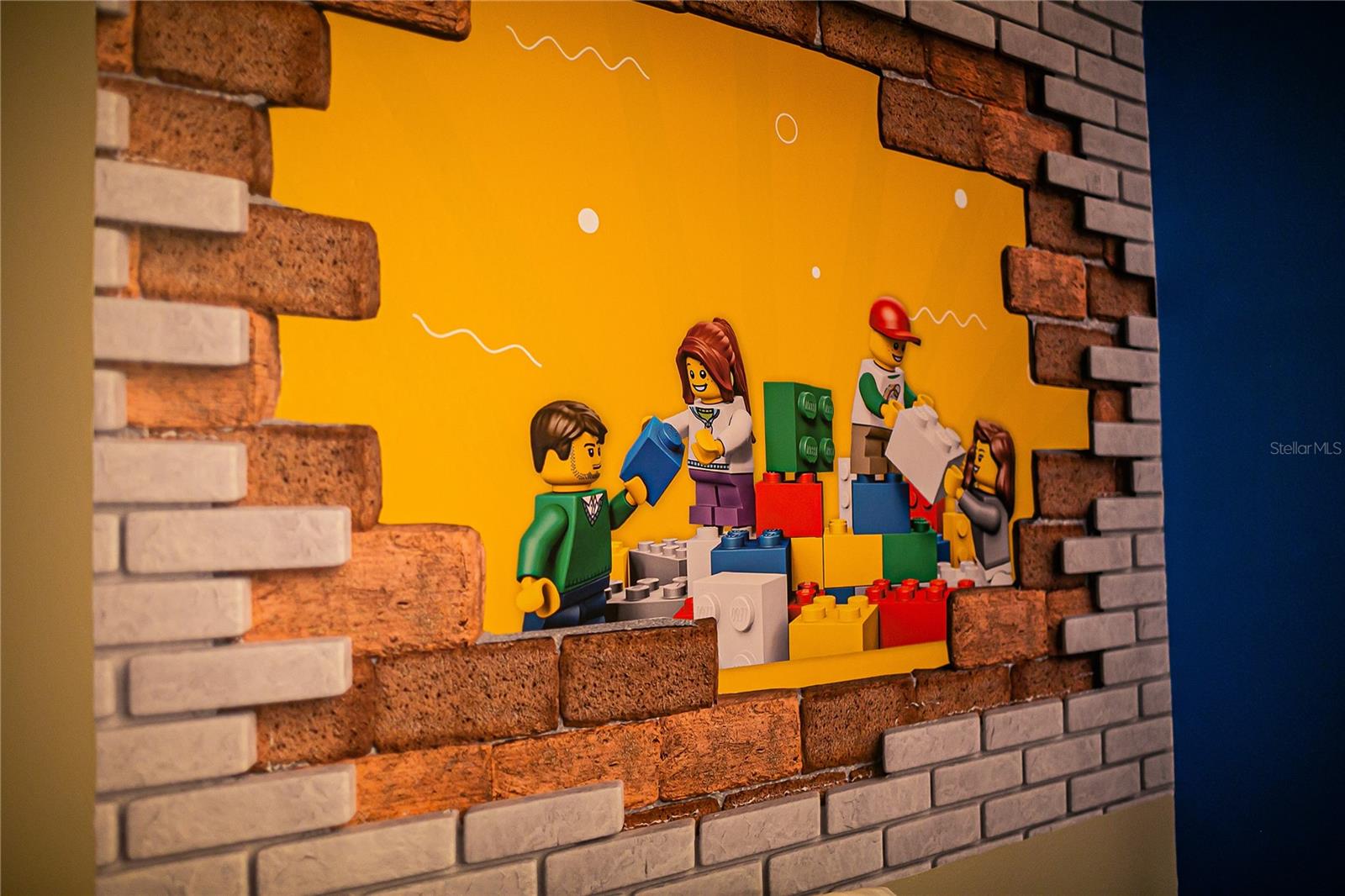 Image 38 of 98 For 7336 Oakmoss Loop